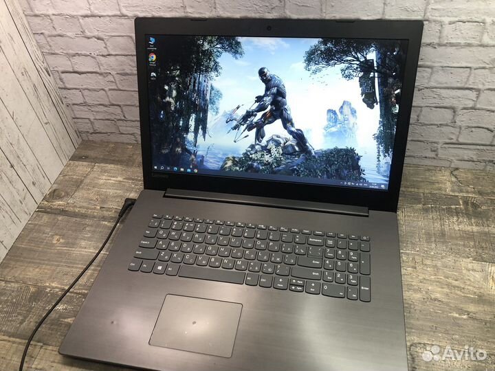 Мощный ноутбук Lenovo Intel/8Gb/17,3