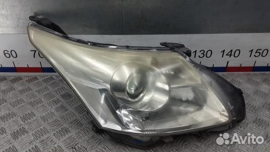 Фара правая toyota avensis T27 (NDN16MU01)