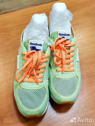 Кроссовки reebok женские 36