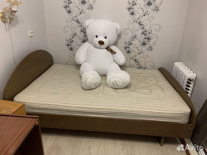 Кровать двухспальная