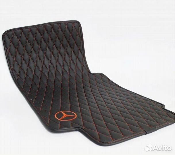 Коврики из полиуретановой кожи Гелендваген