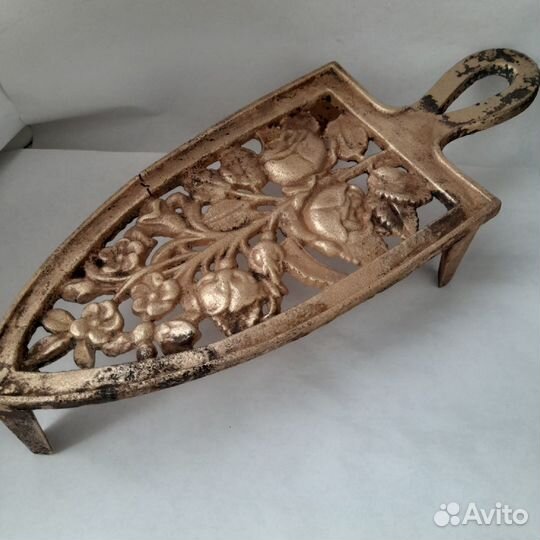 Антикварная бронзовая подставка под утюг