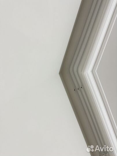 Установка потойных карнизов, Люстры Бра