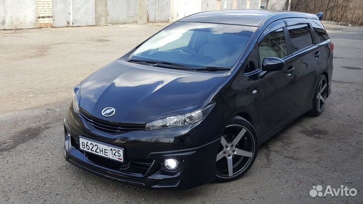 Электропривод багажника Toyota Wish AE20