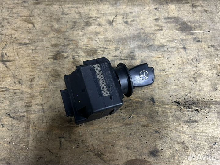 Замок зажигания с ключом Mercedes Benz W203 W209