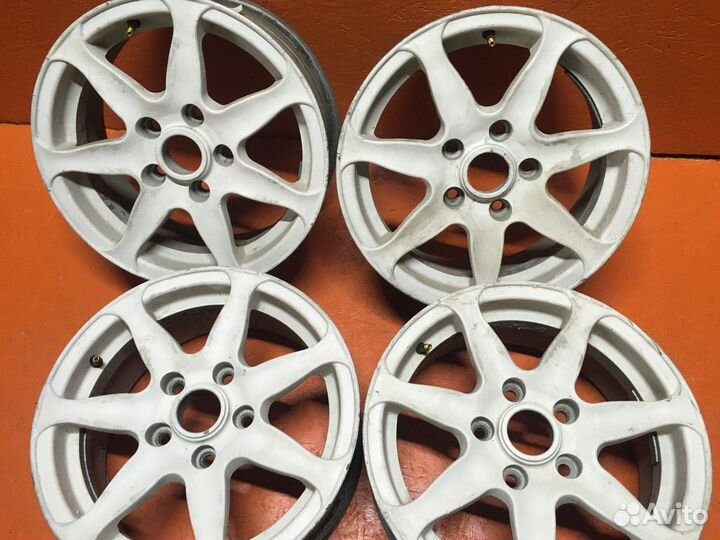 4 шт. Диски 15 5х114,3 DIA 67