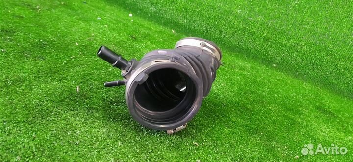 Патрубок воздушного фильтра Ford Focus 3 2.0