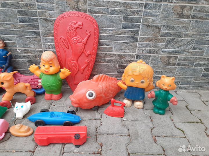 Детские игрушки дутые пластмассовые времён СССР