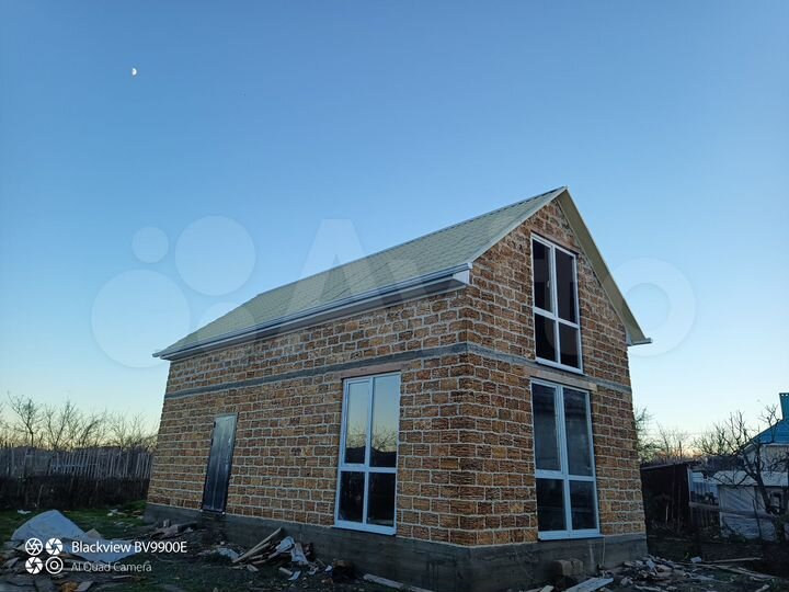 Дом 100 м² на участке 4 сот.