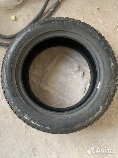 Goodyear Ultragrip Ice Arctic 205/55 R16 94