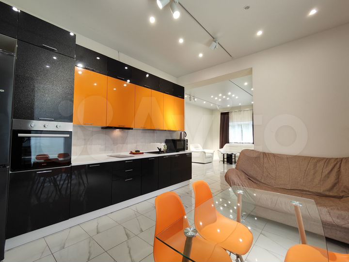 2-к. квартира, 108 м², 2/3 эт.