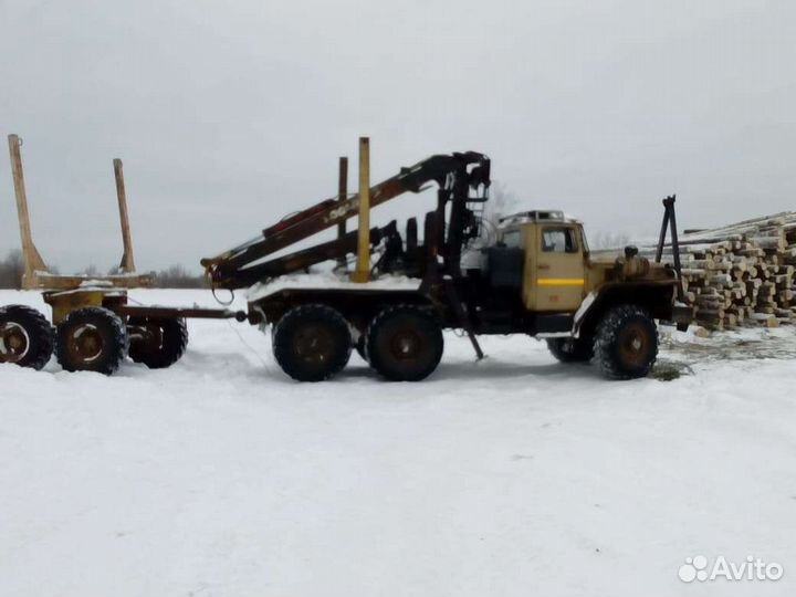 Лесовоз урал