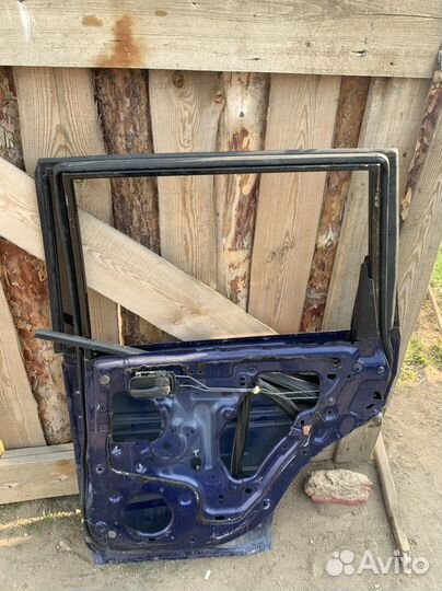 Дверь задняя правая nissan x-trail t30