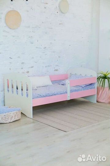 Кровать детская 160*80 с бортиком