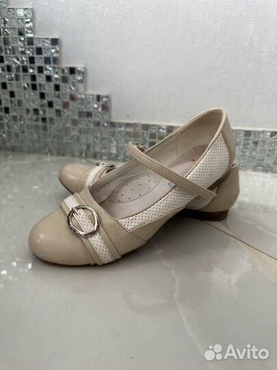 Туфли для девочки 35 размер