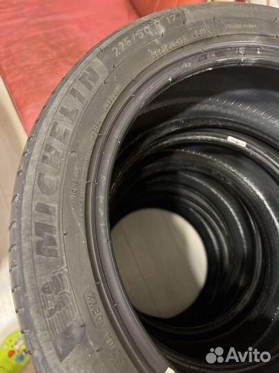 Michelin Pilot Sport 225/50 R17 98Y