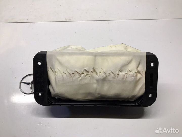 Подушка безопасности пассажира Мерседес w212