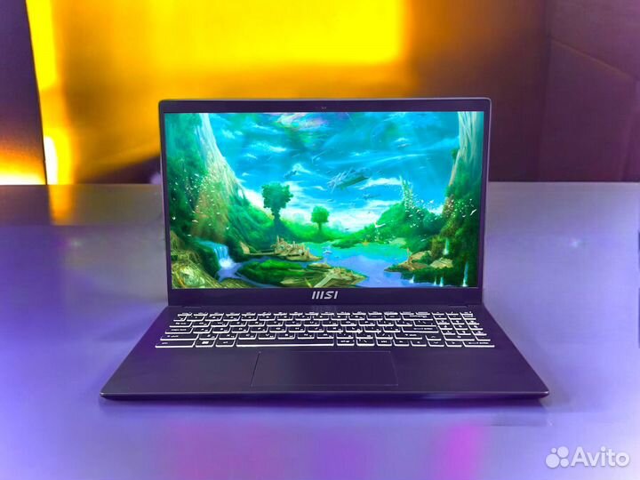 Ноутбук для работы MSI / Core i5