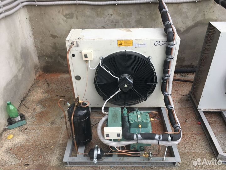 Холодильная камера с агрегатом