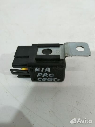 Реле повторителя поворота KIA Ceed ED