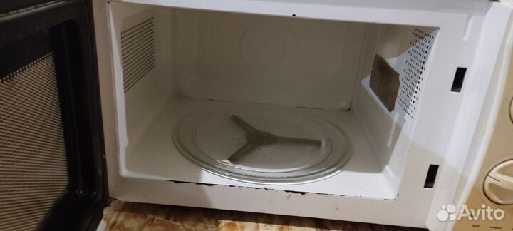 Микроволновая печь supra