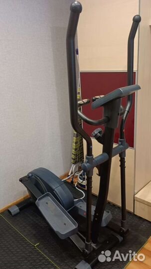 Эллиптический тренажер torneo