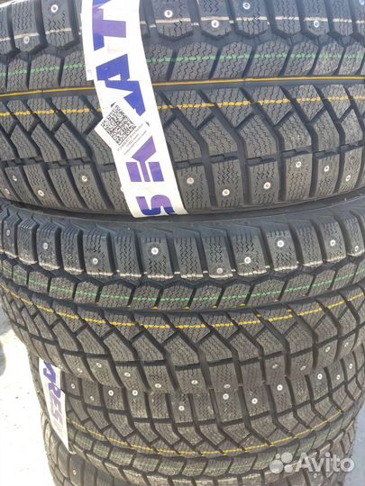 Viatti Brina Nordico V-522 215/55 R17 94T