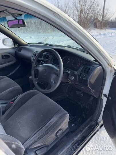 Toyota Corolla 1.6 AT, 1994, 490 000 км