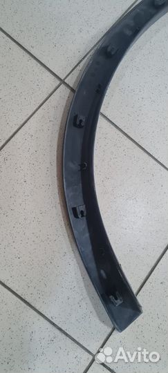 Nissan X-Trail T32 Накладка заднего крыла правая