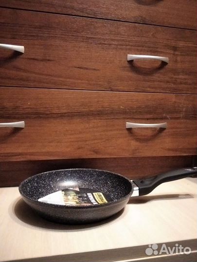 Сковорода новая