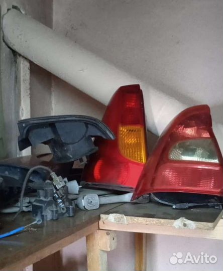 Задние фонари Renault Logan стоп сигналы