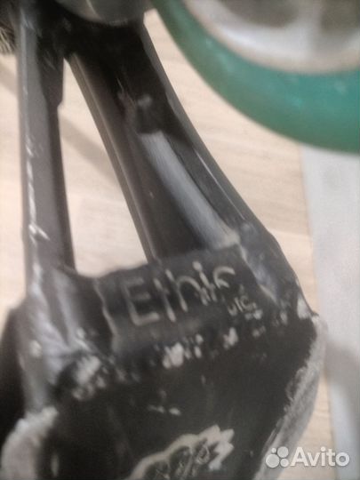 Продам самокат бу