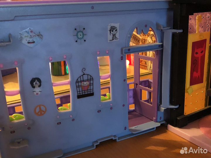 Littlest pet shop домик