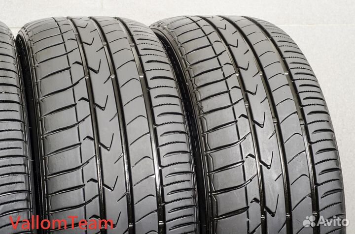 Toyo Tranpath MPZ 215/45 R18 93W