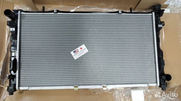 Радиатор охлаждения двс,Caravan, voyager 3.3\3.8 L