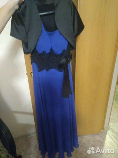 Платье вечернее