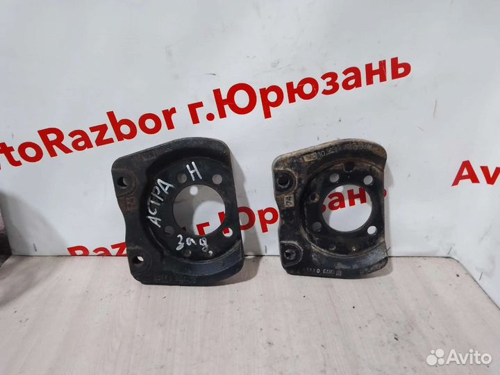 Пластины задних суппортов Opel Astra H