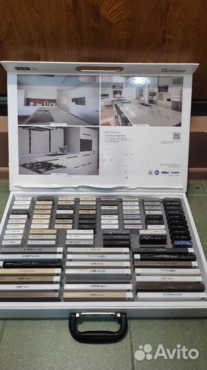 Образцы акрилового камня Tristone