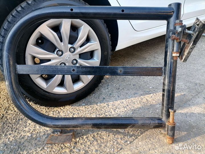 Кронштейн запасного колеса УАЗ