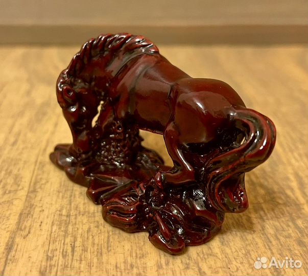 Фигурки фен-шуй Хотэй и лошадь