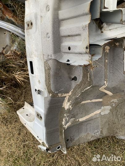 Стойка передней двери hyundai tucson