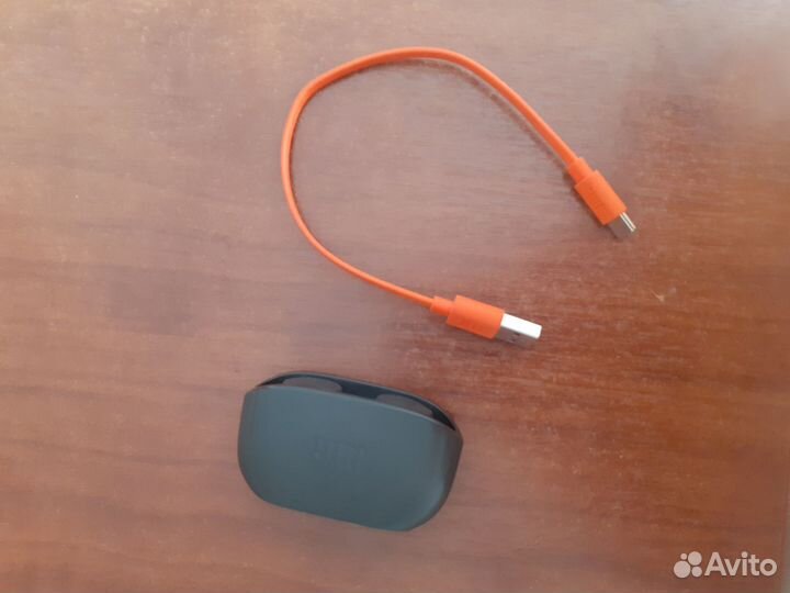 Беспроводные наушники JBL Wave 100TWS Black