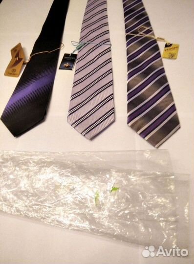 Галстуки новые, бизнес-уровень