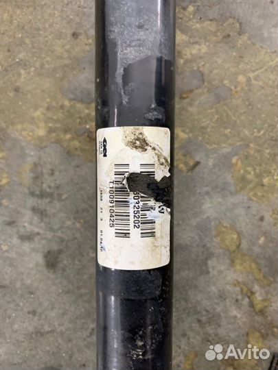 Привод задний Bmw X6M E71 S63B44A 2009