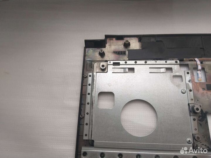 Топкейс Lenovo B590