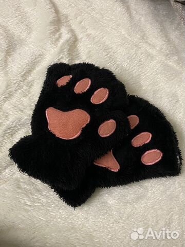 Перчатки в виде кошачьих лапок