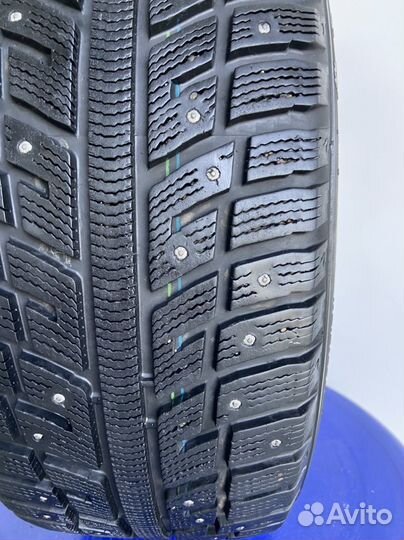 Kumho I'Zen KW22 235/50 R18 101T