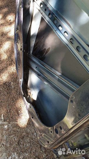 Дверь задняя левая на Mercedes-Benz C-класс W204