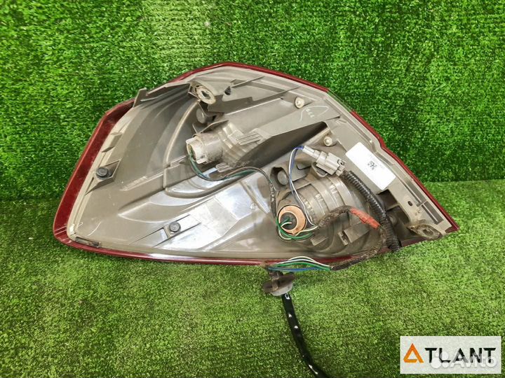 Фонарь задний правый subaru legacy