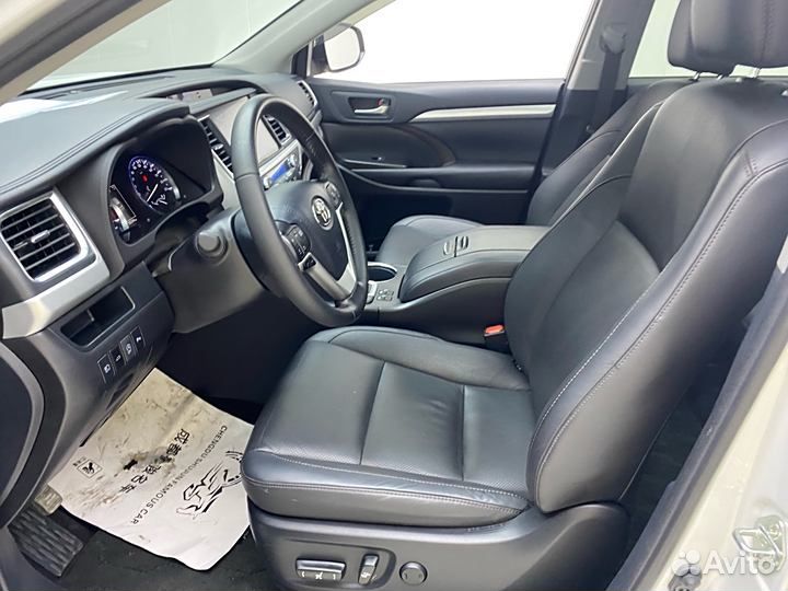 Toyota Highlander 2.0 AT, 2021, 31 000 км